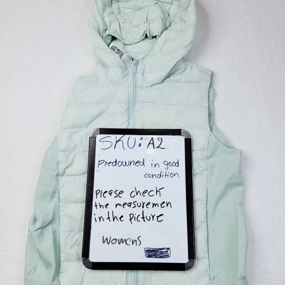 Lululemon Women's Delicate Mint Down and Around Goose Down Puffer Vest Size 6 - Picture 7 of 7